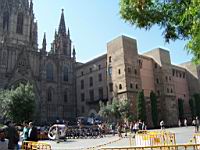 Barcelone, Catedral La Seu et remparts romains